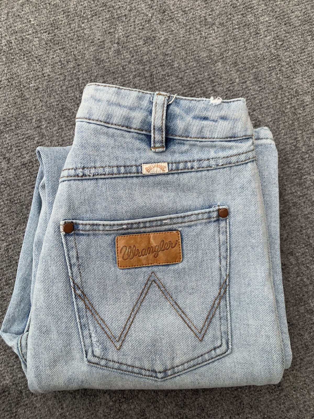 Wrangler RARE 💥 Wrangler X Billabong jeans. Size US 28 / EU 44 - 14 Thumbnail
