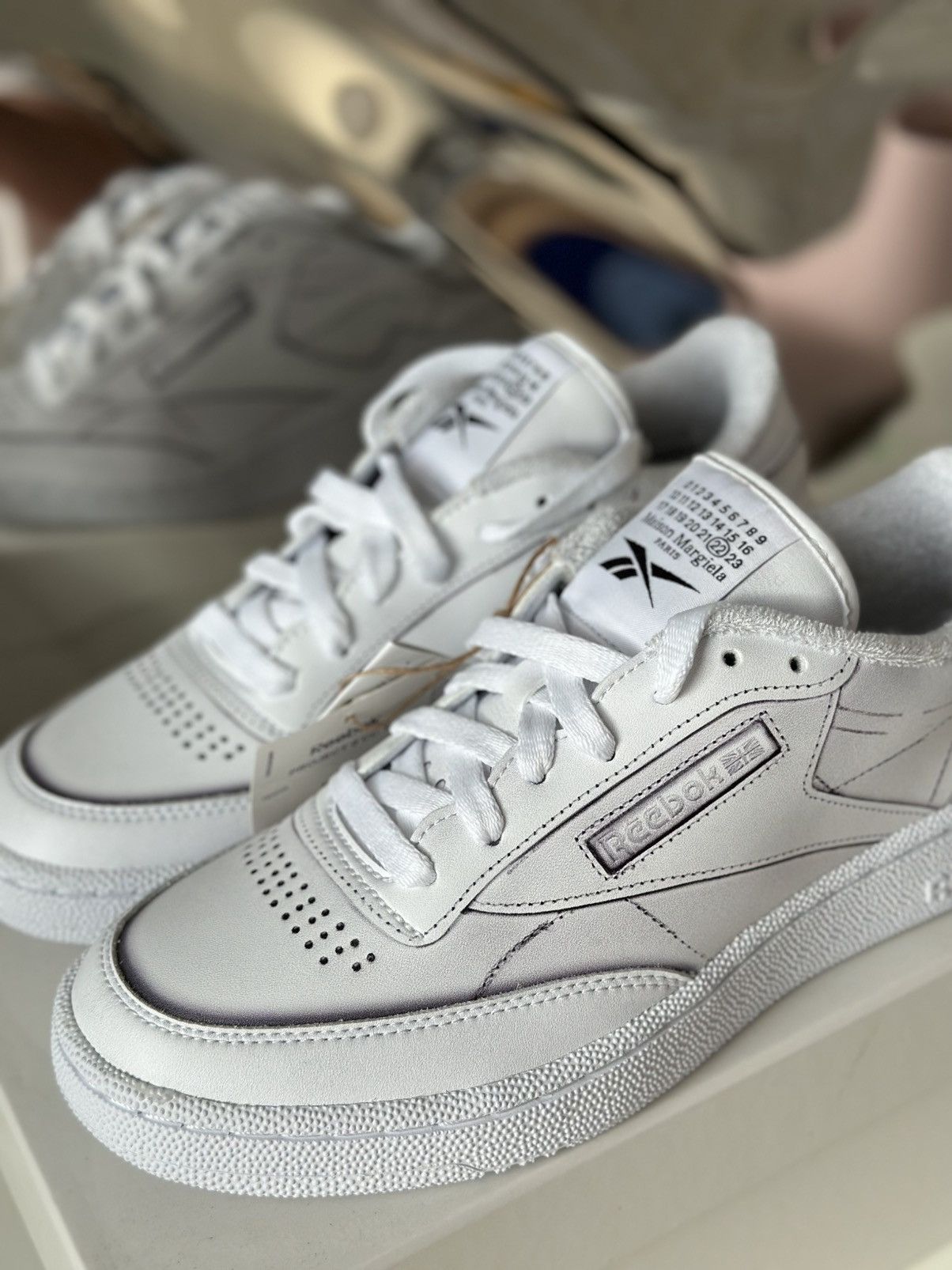 Maison Margiela × Reebok MAISON MARGIELA X REEBOK CLUB C WHITE Size US 9 / IT 39 - 4 Thumbnail