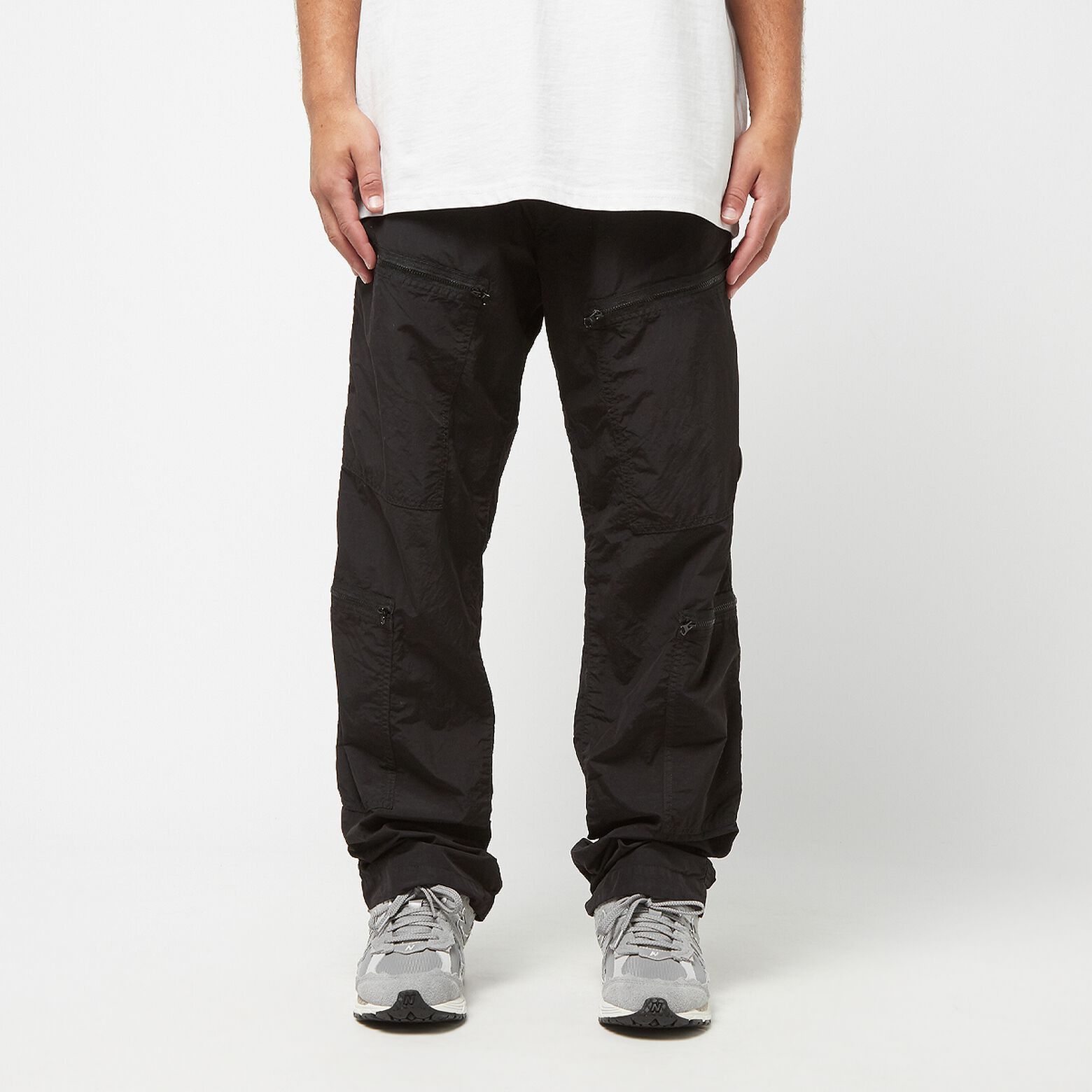 C.P. Company o1y1224 Cargo Pant in Black Size US 26 / EU 42 - 2 Thumbnail