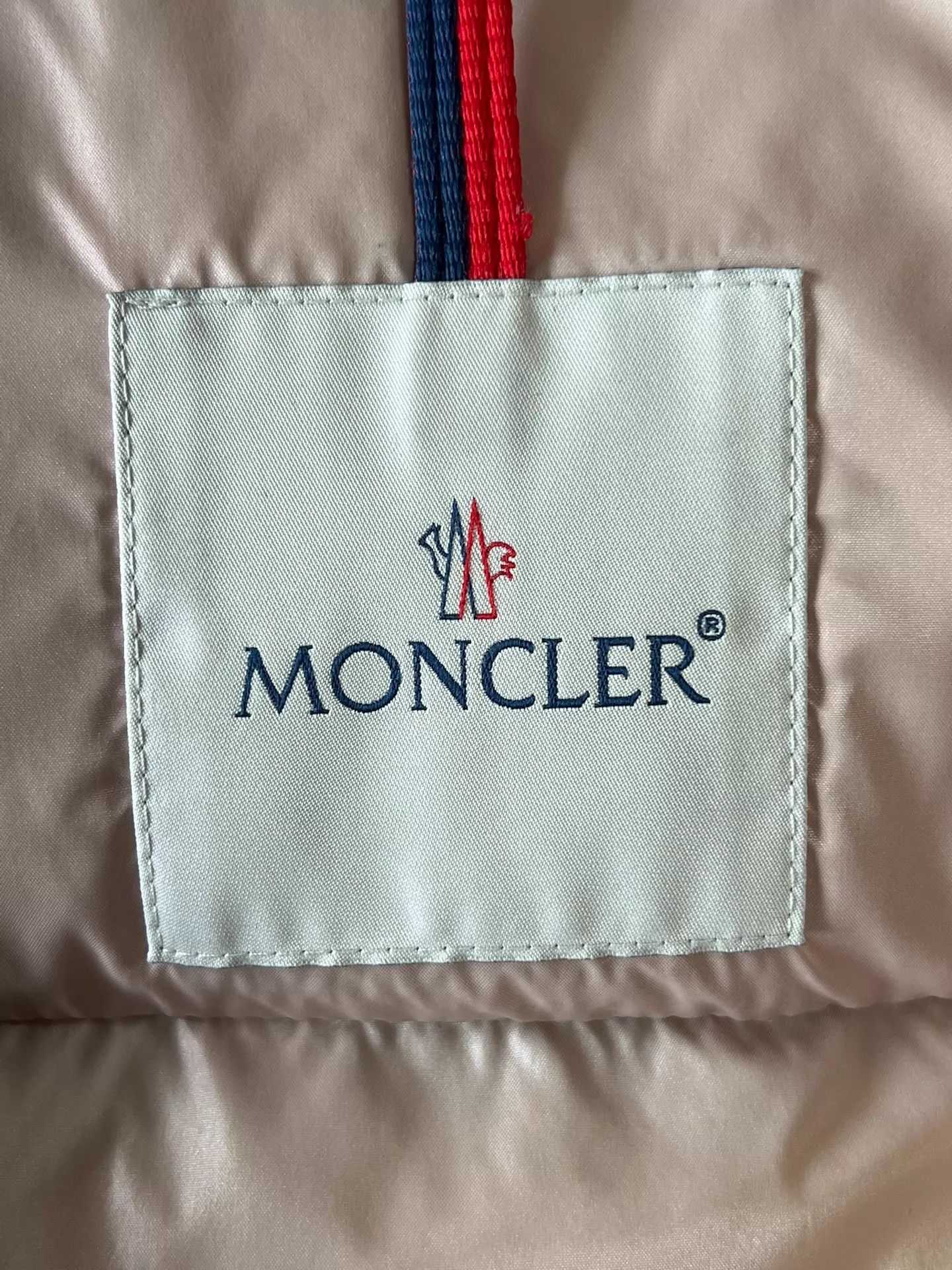 Moncler Moncler Bardanette Wmns Black Shiny Pink Down Jacket 1 NWT Size S / US 4 / IT 40 - 6 Thumbnail