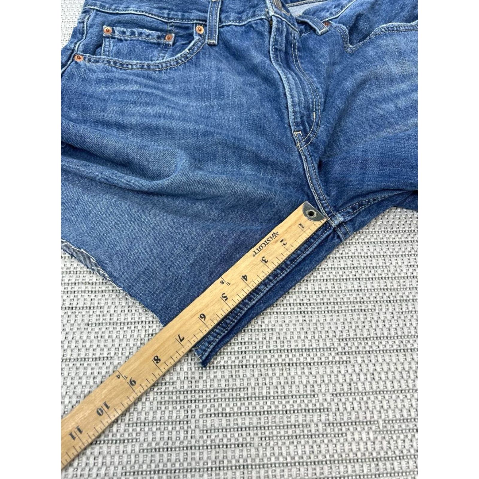 Levi's VINTAGE Levis Low Pro Straight Shorts Womens 32 Blue Whiskered Denim Cotton Mid Rise Size 24" / US 00 / IT 34 - 6 Thumbnail