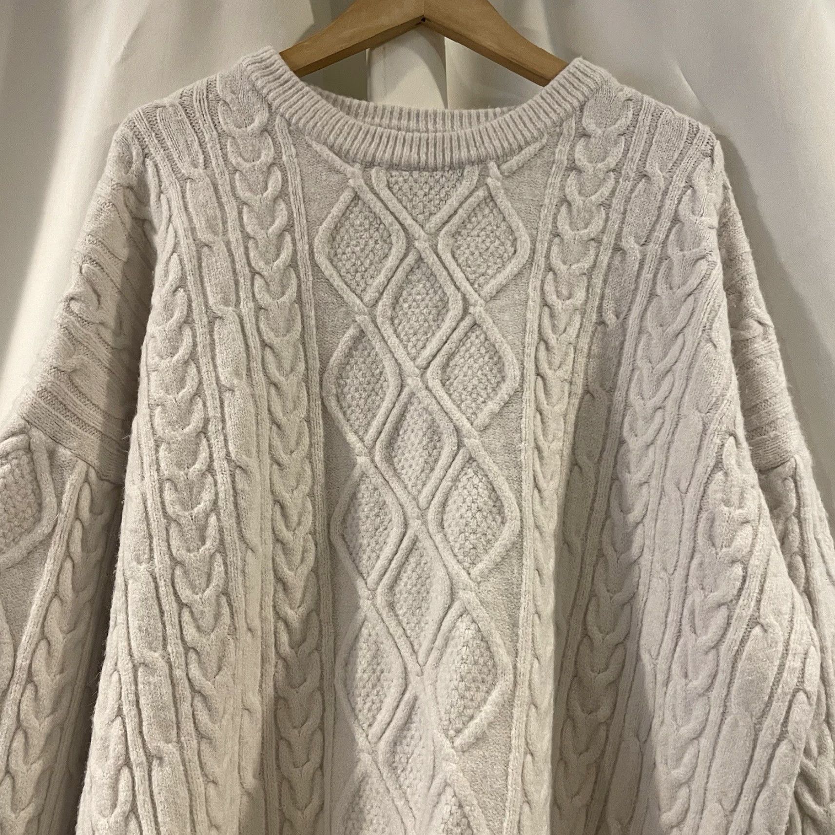 Vintage Aelfric Eden Womens Oversized Ivory Fisherman Cable Knit Sweater 2XL Crew Neck Pullover Knit Crew Neck Wool Blend Cream Women Sweater Size XXL / US 16-18 / IT 52-54 - 2 Thumbnail