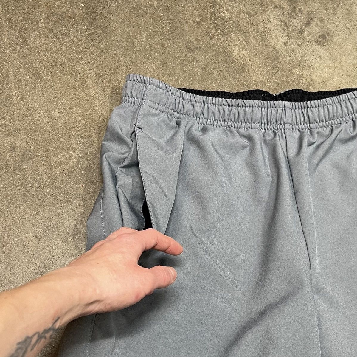 Nike Nike Y2K Gray Baggy Warm Up Track Pants Size US 32 / EU 48 - 3 Thumbnail