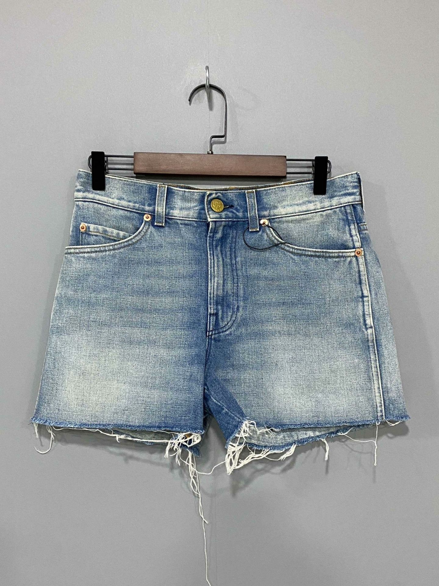 Gucci Gucci Retro Embroidered Jeans 28 Women Size 28" / US 6 / IT 42 - 1 Thumbnail