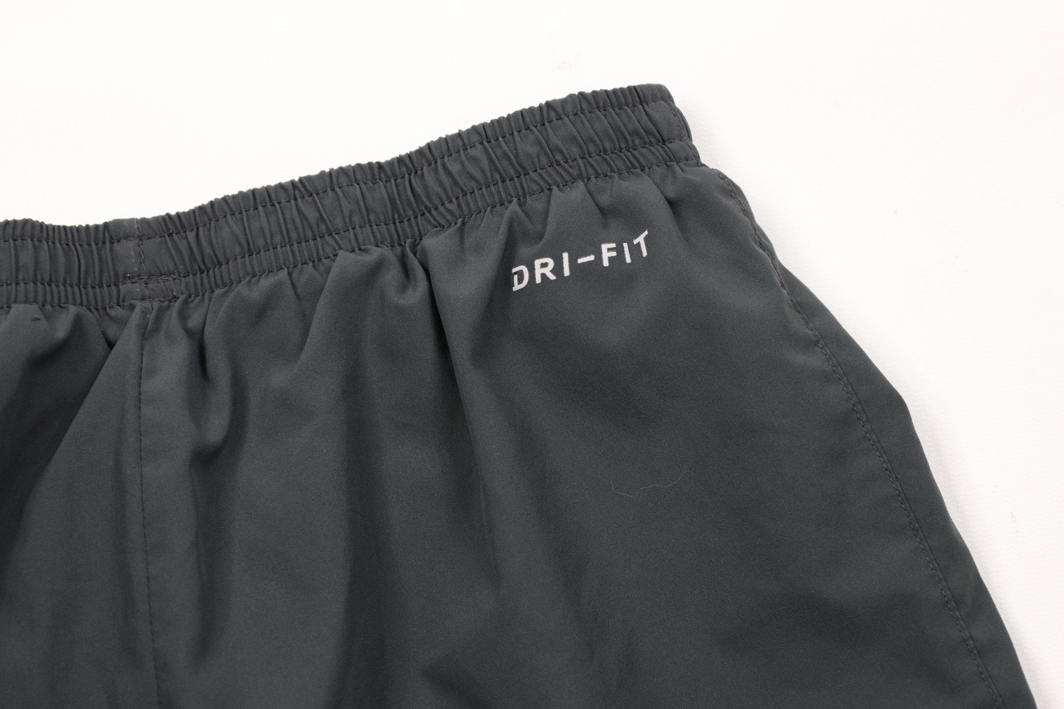 Nike × Vintage Vintage Nike Big Swoosh Lined Running Jogging Gym Shorts Size US 32 / EU 48 - 12 Thumbnail