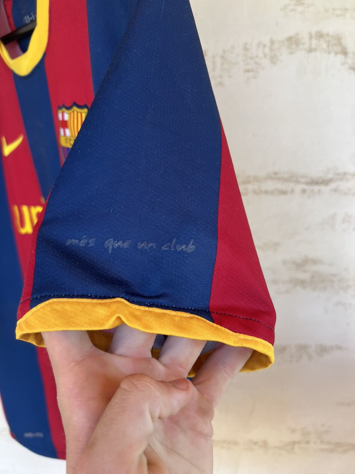 Nike ❤️💙VINTAGE FC.BARCELONA HOME JERSEY XAVI HYPE RARE BEST Size US M / EU 48-50 / 2 - 7 Thumbnail