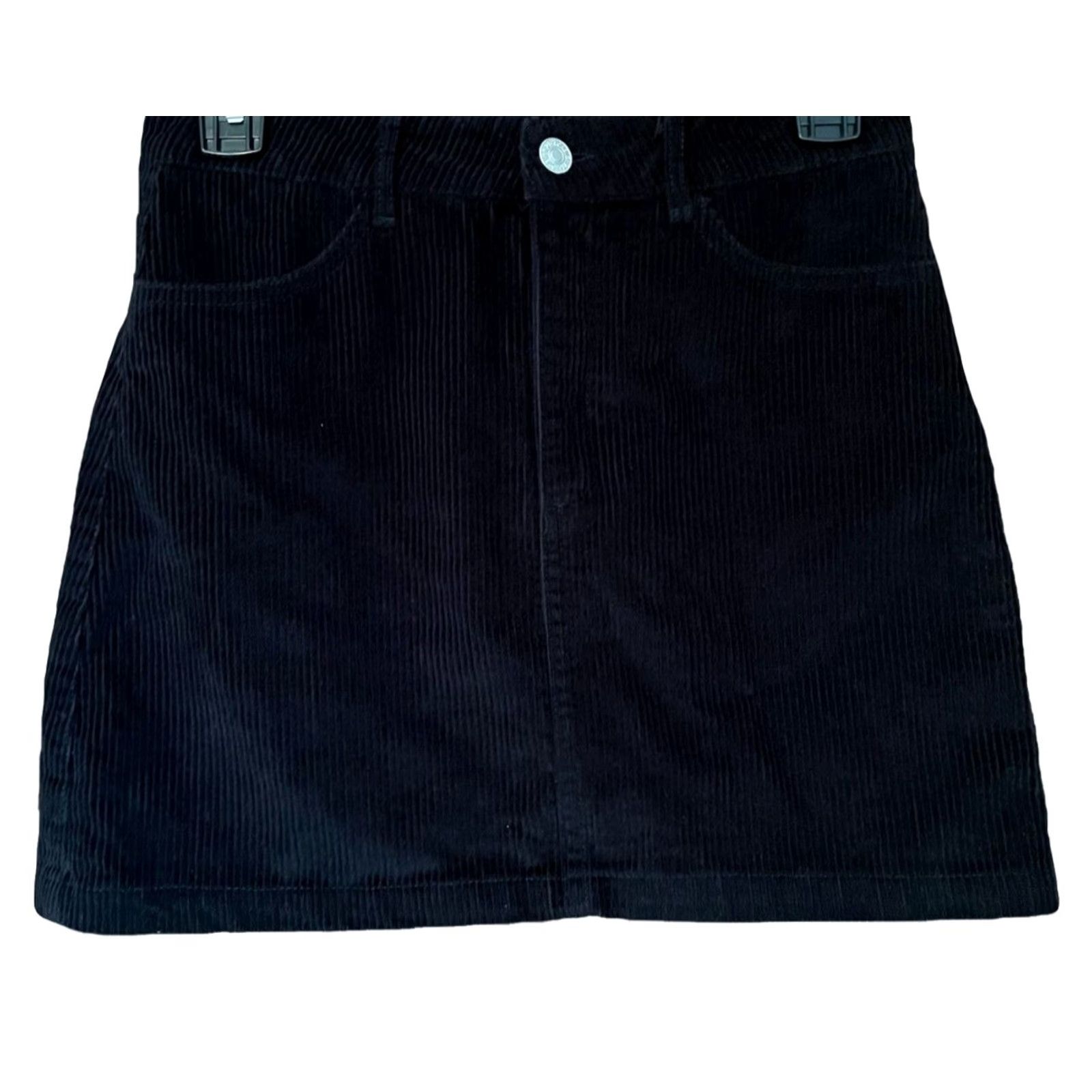 Forever 21 FOREVER 21 Women's Corduroy Mini Skirt S Black Cotton Casual Modern Retro Pockets High Rise Girls Size 28" / US 6 / IT 42 - 2 Thumbnail