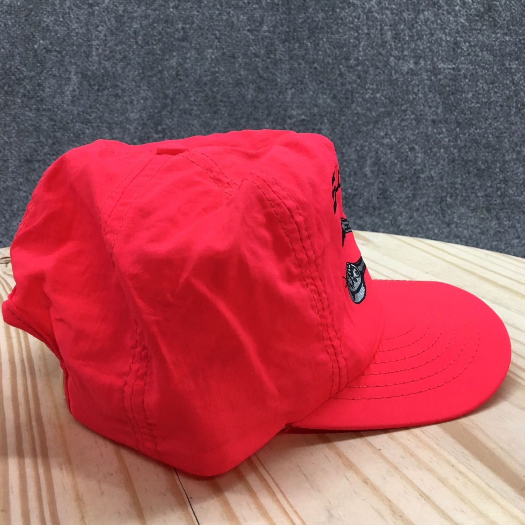 Vintage Snap On Baseball Hat Men Pink One Size Adjustable Curved Brim Embroidered Logo Size ONE SIZE - 6 Thumbnail