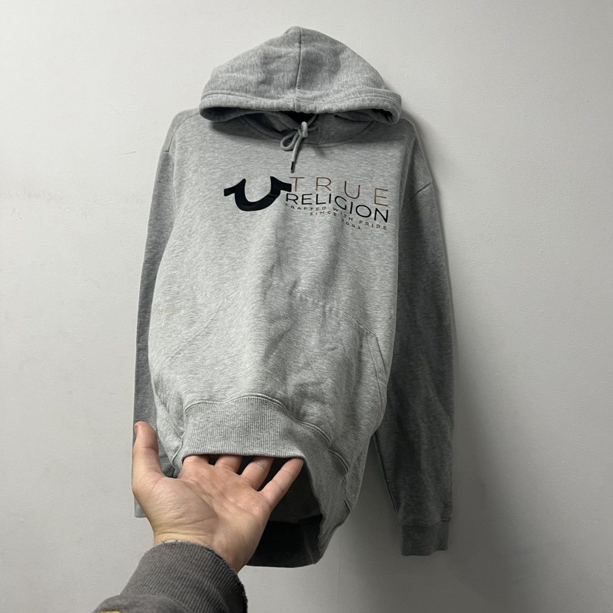 True Religion True Religion Hoodie Big Logo Y2K Size L Size US L / EU 52-54 / 3 - 7 Thumbnail