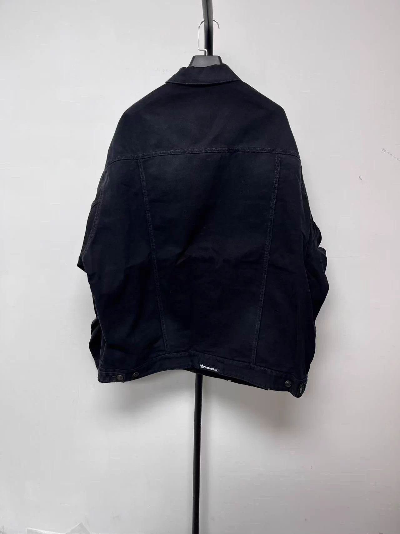 Balenciaga Balenciaga x adidas Logo Stripe Denim Oversized Unisex Black Size L / US 10 / IT 46 - 2 Thumbnail