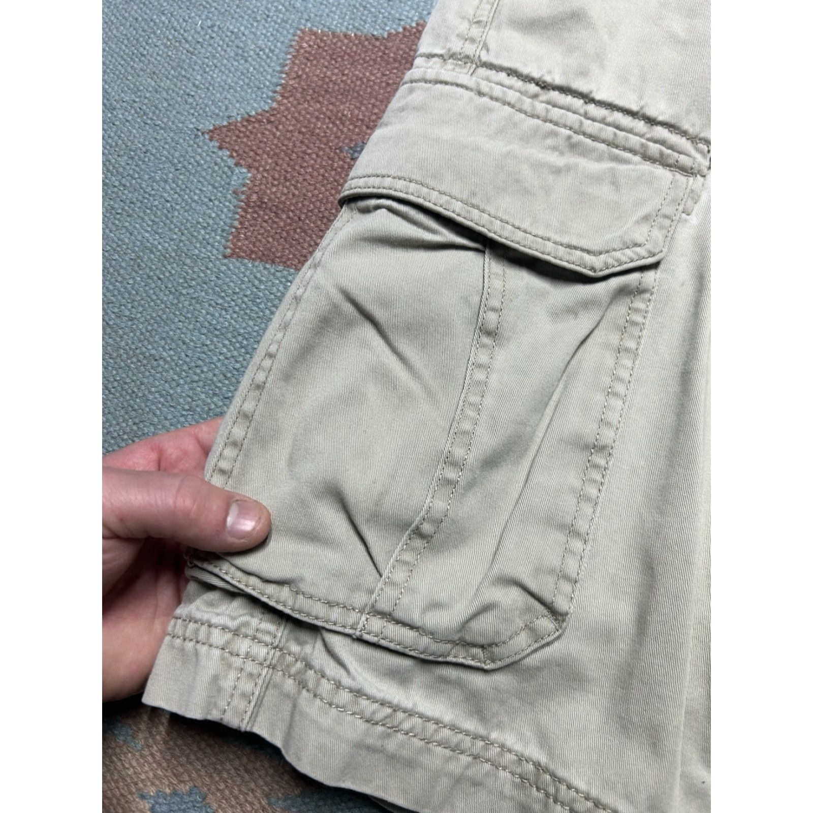 Vintage St. John’s Bay Cargo Shorts Outdoors Beige 40 Men’s Cargo Pocket Hiking Tan 40 Men’s Budgets Size US 40 / EU 56 - 2 Thumbnail