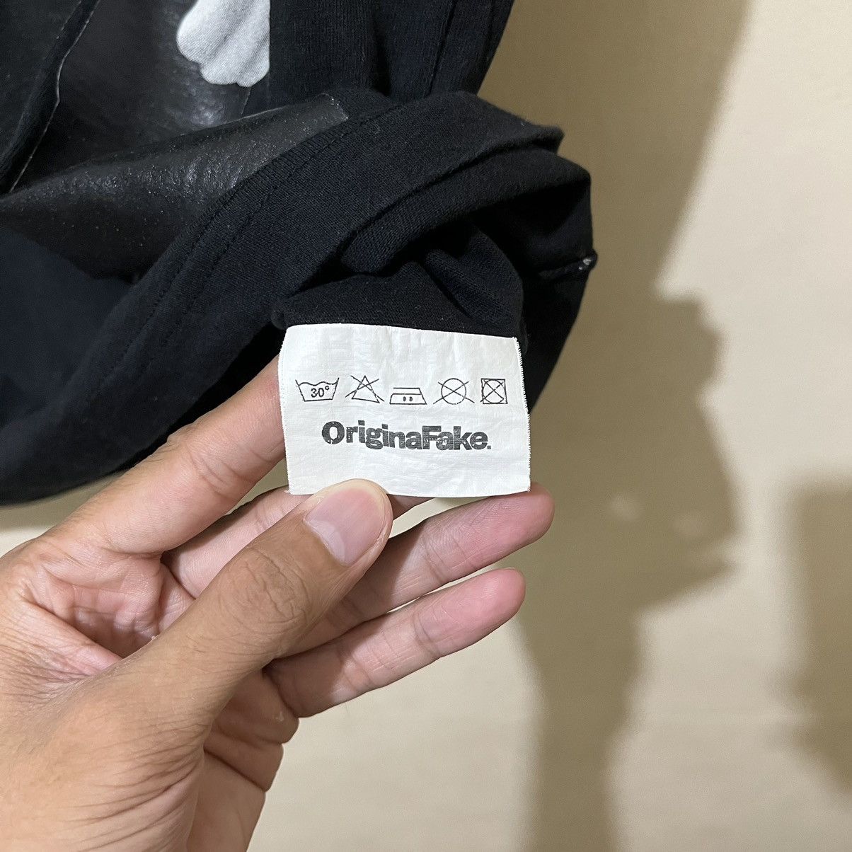Original Fake Original Fake x Kaws Shirt Size US M / EU 48-50 / 2 - 7 Thumbnail