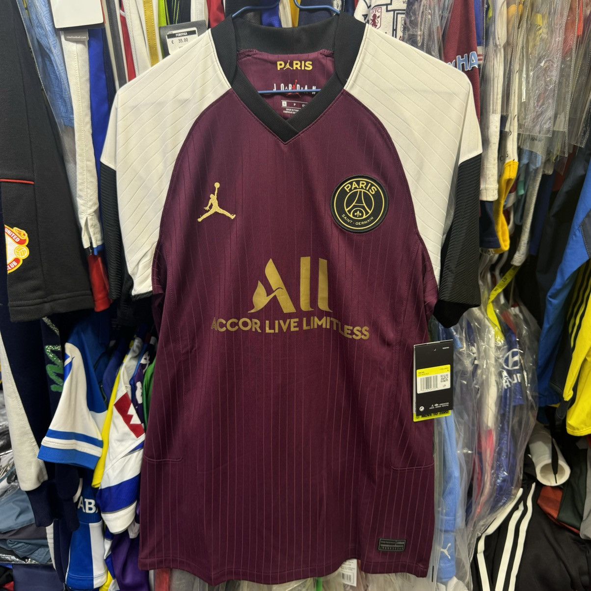 Jordan Brand PSG 20/21 third away shirt #7 Mbappe (Bnwt) Size US S / EU 44-46 / 1 - 1 Thumbnail