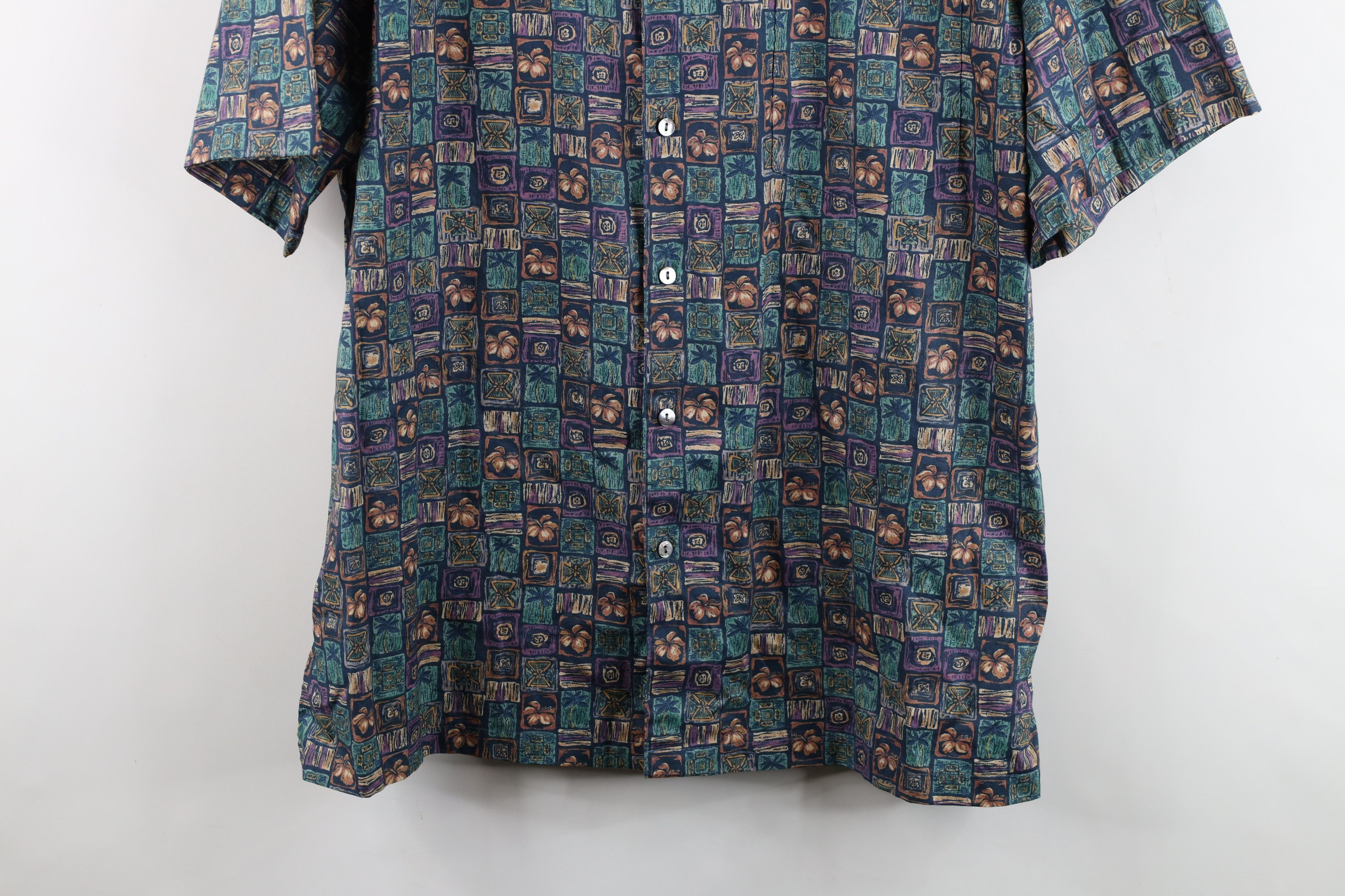 Vintage Vintage 90s Streetwear Flower Luau Hawaiian Button Shirt USA Size US L / EU 52-54 / 3 - 3 Thumbnail