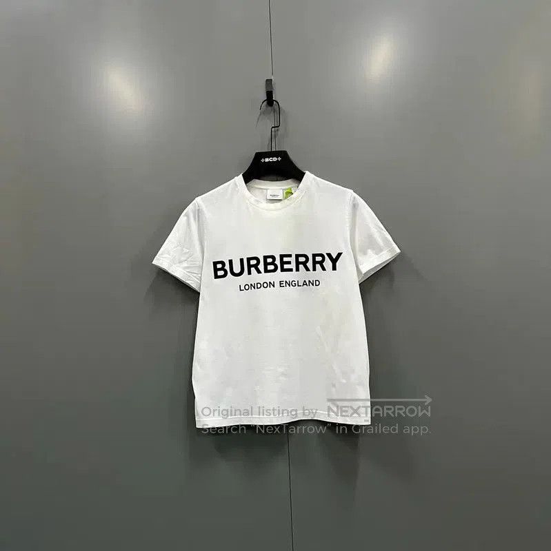 Burberry Burberry White Cotton Logo Short Sleeve Tee. Size M / US 6-8 / IT 42-44 - 1 Thumbnail