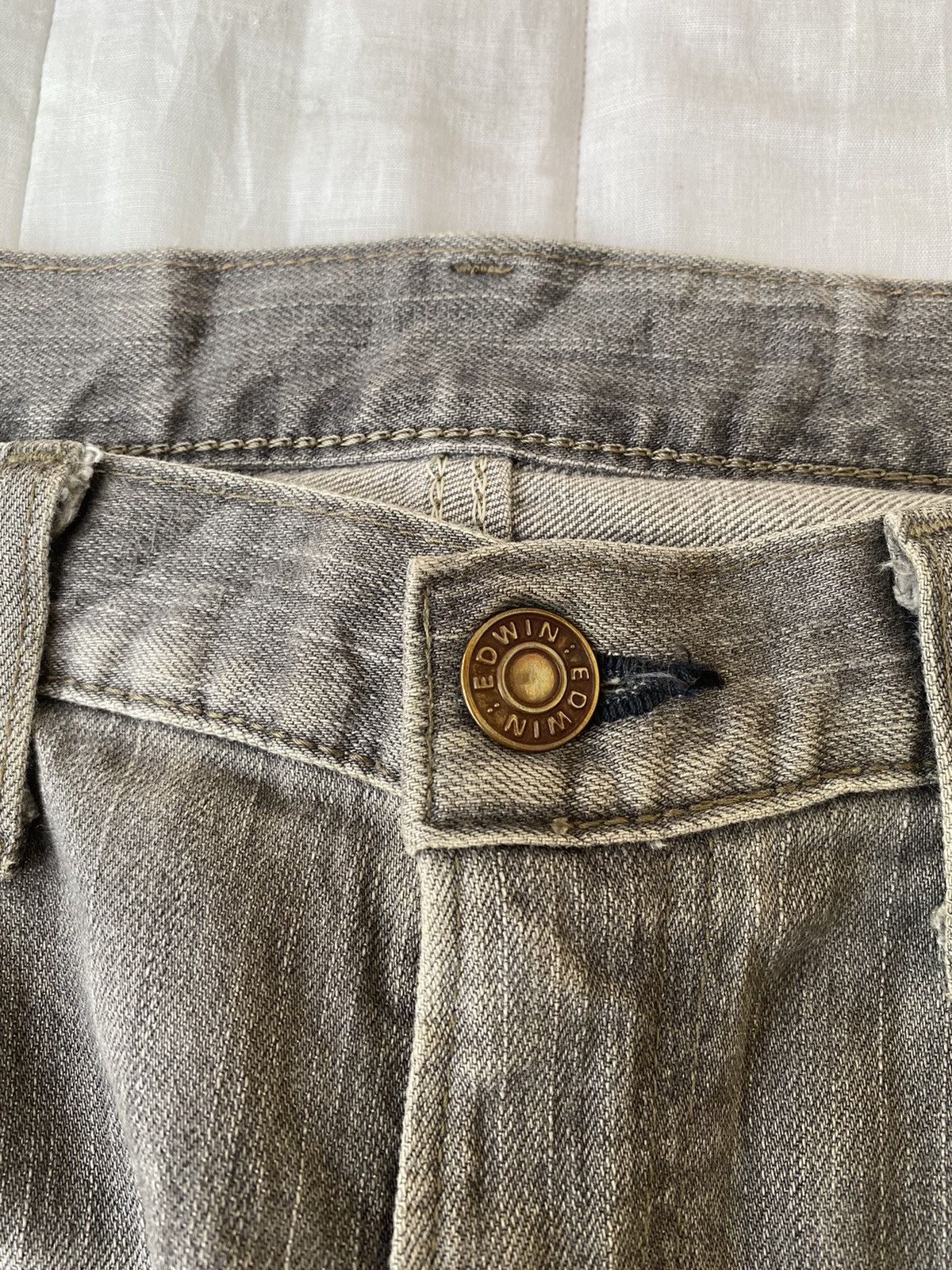 Edwin FADED DISTRESSED DENIM BAGGY EDWIN JAPAN UNDERCOVER STYLE Size US 36 / EU 52 - 10 Thumbnail
