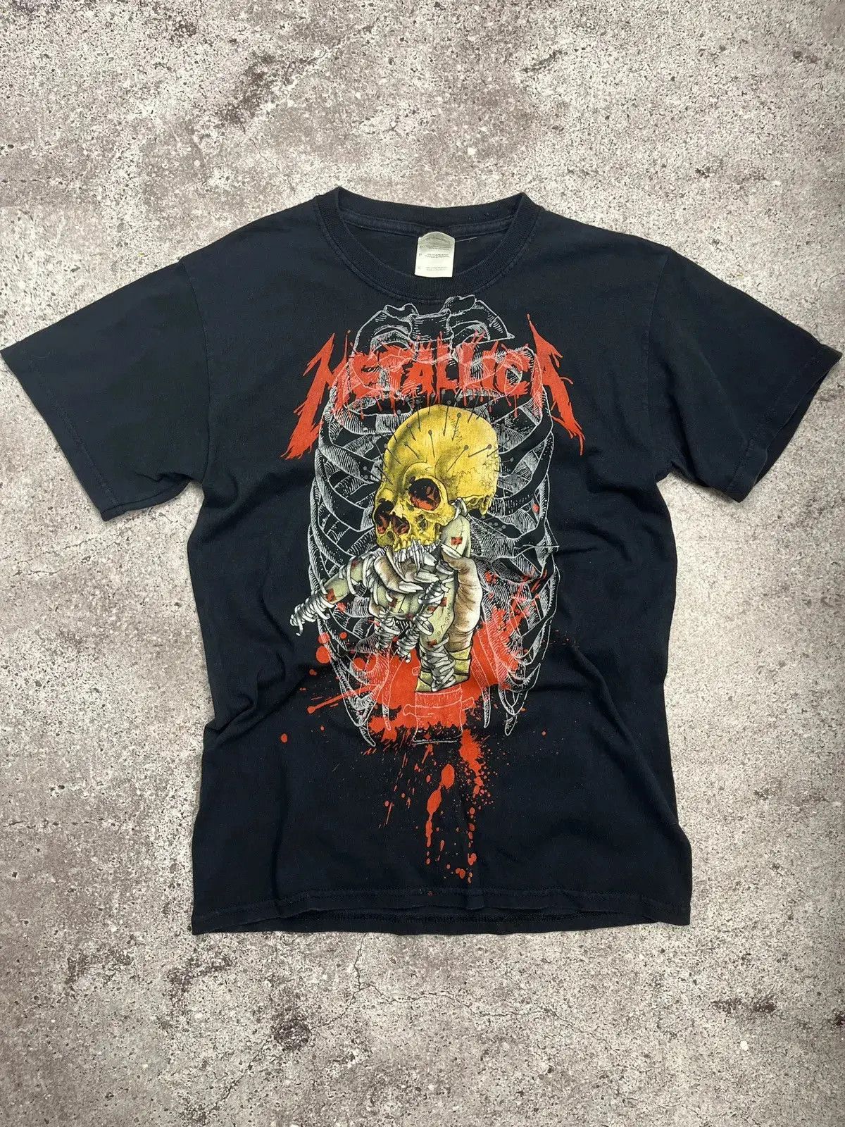 Band Tees × Metallica × Vintage Vintage Rock Metallica Skull Blood T Shirt Size US S / EU 44-46 / 1 - 1 Thumbnail
