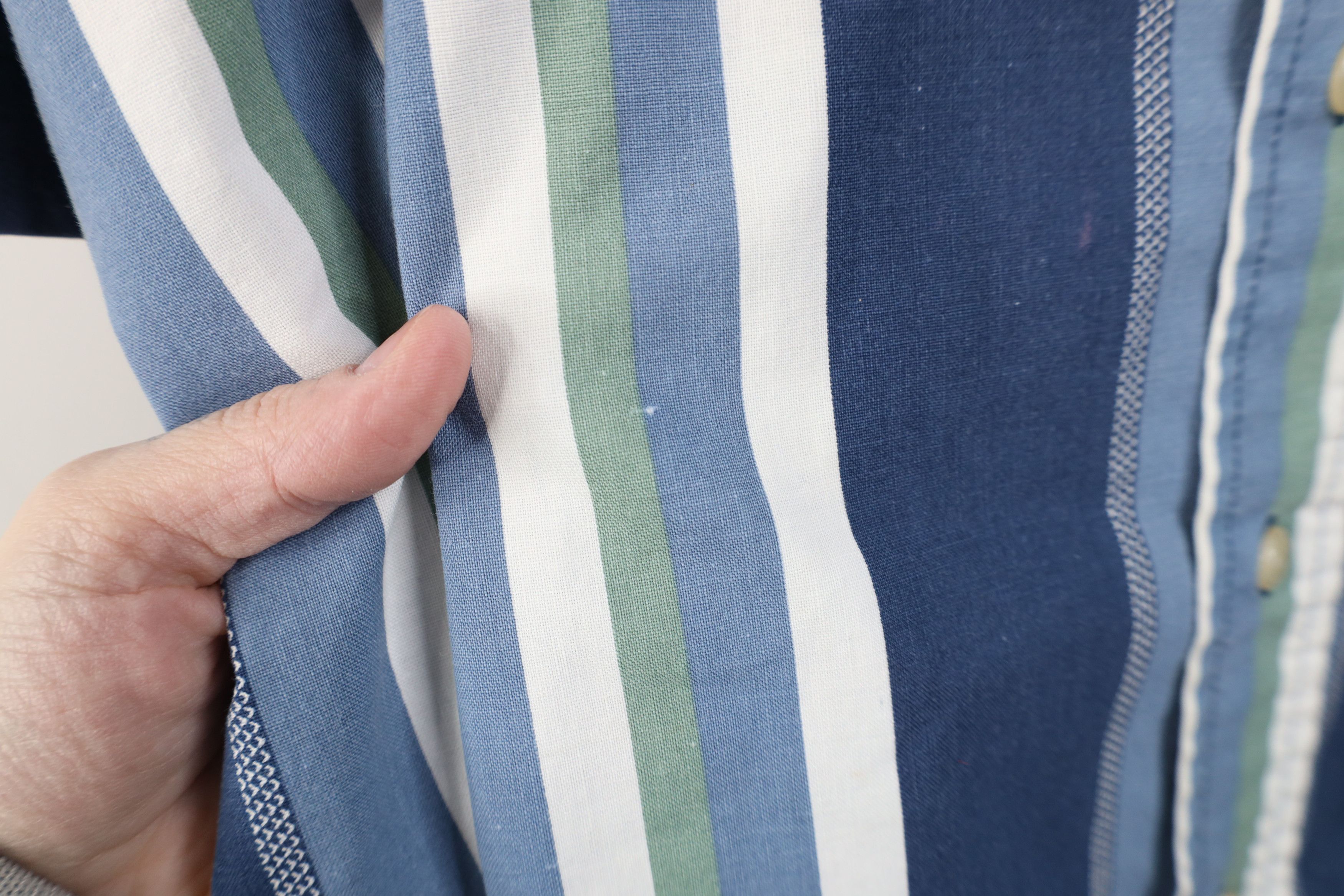 Vintage Vintage 90s Streetwear Short Sleeve Button Down Shirt Size US XXL / EU 58 / 5 - 5 Thumbnail