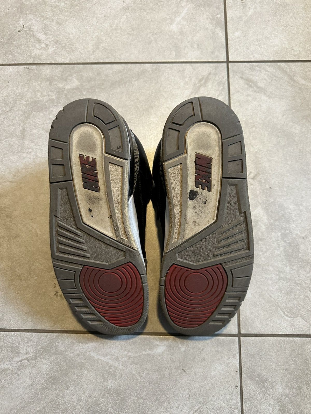 Nike jordan cement 3 Size US 11.5 / EU 44-45 - 3 Thumbnail
