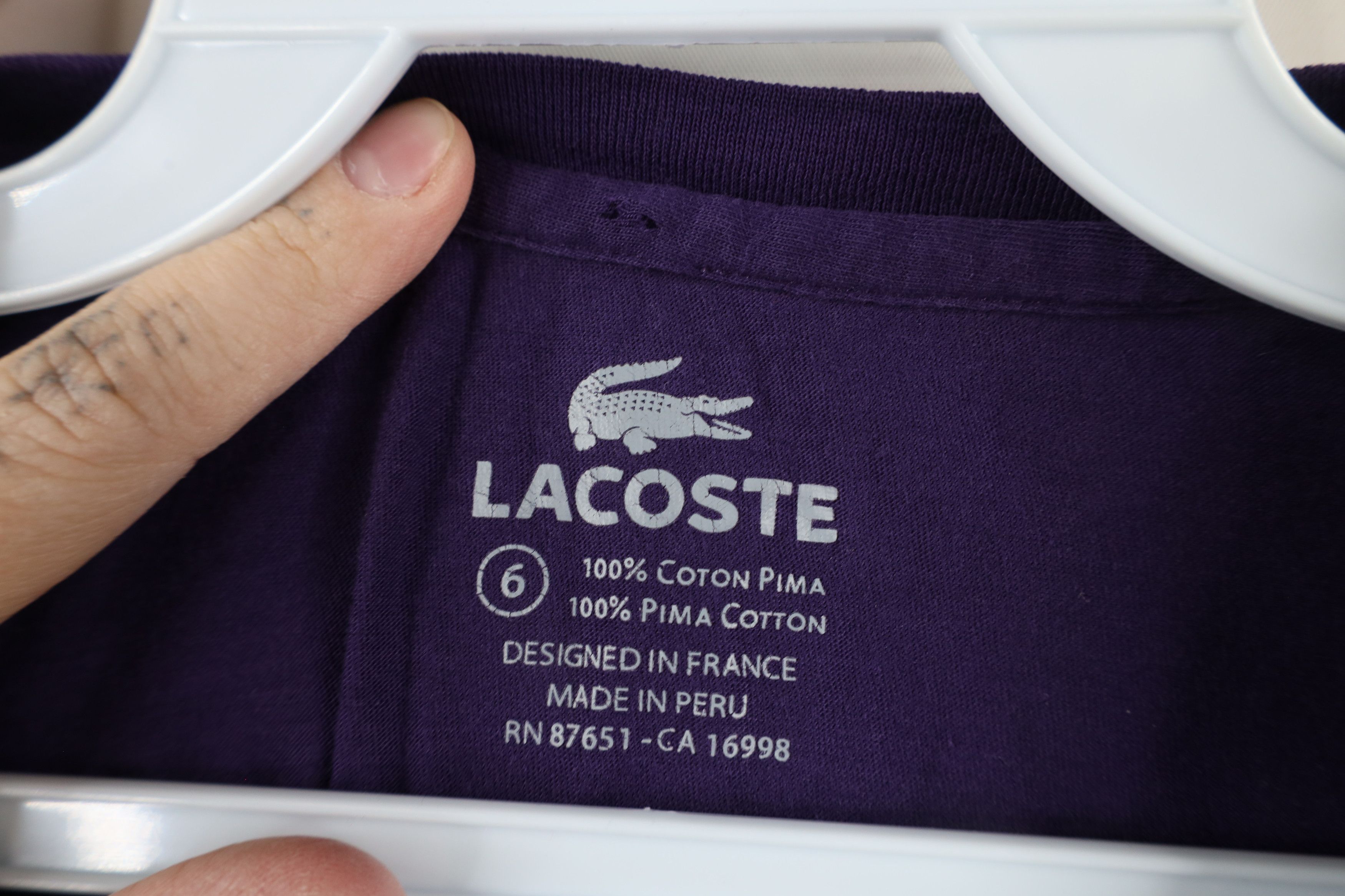 Lacoste × Vintage Lacoste Distressed Croc Logo Short Sleeve V-Neck T-Shirt Size US L / EU 52-54 / 3 - 9 Thumbnail