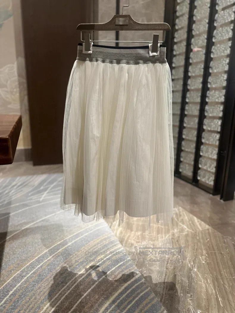 Brunello Cucinelli Brunello Cucinelli Tulle skirt, half Size 26" / US 2 / IT 38 - 1 Thumbnail
