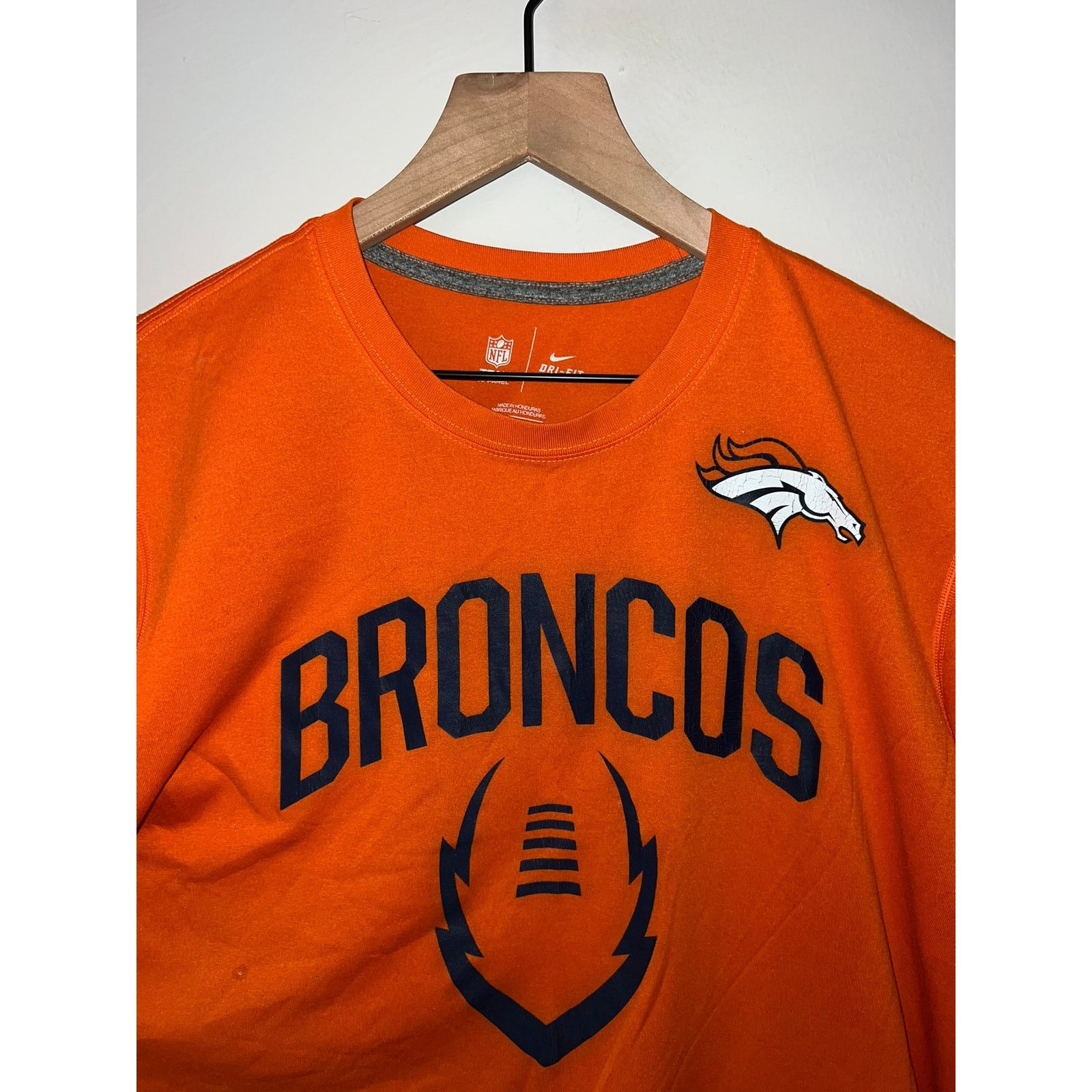Nike Nike Denver Broncos Shirt Dri-Fit NFL Orange Football Tee XL Size US XL / EU 56 / 4 - 2 Thumbnail