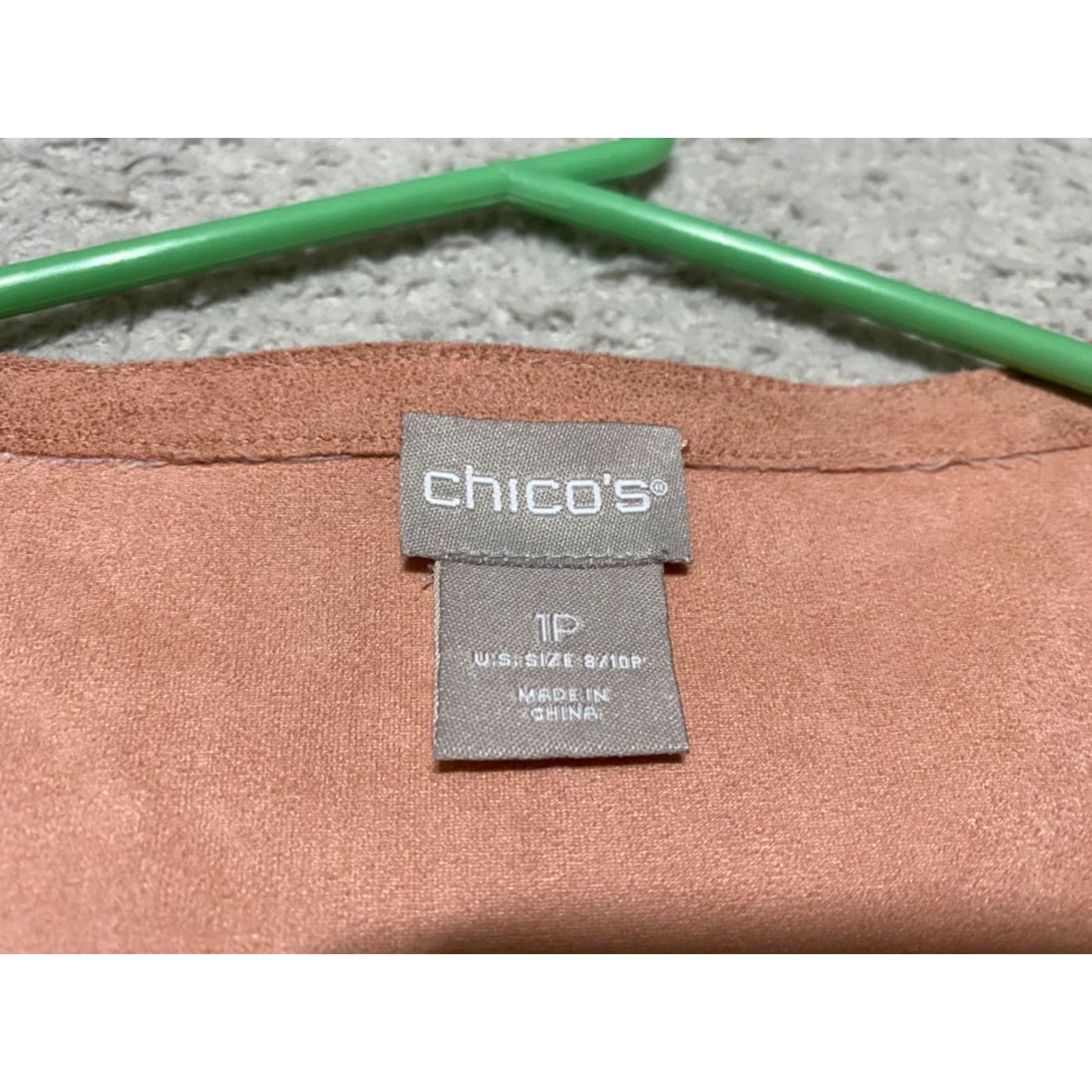 Vintage Chico’s Womens 10P Petite Jacket Pink Perforated Faux Suede Open Front Jacket Womens Petite 10P Pink Faux Leather Size L / US 10 / IT 46 - 5 Thumbnail