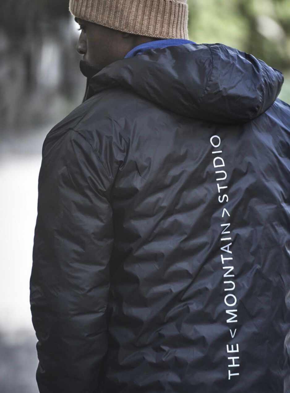 The Mountain The Mountain Studio Reversible Light Hood Jacket Black Onyx Size US M / EU 48-50 / 2 - 5 Thumbnail
