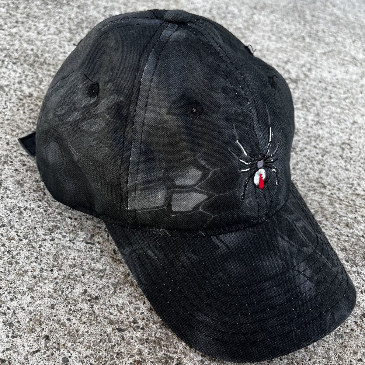 Vintage Vintage Black Window Petite Paint Hat 90’s Y2K Size ONE SIZE - 1 Thumbnail