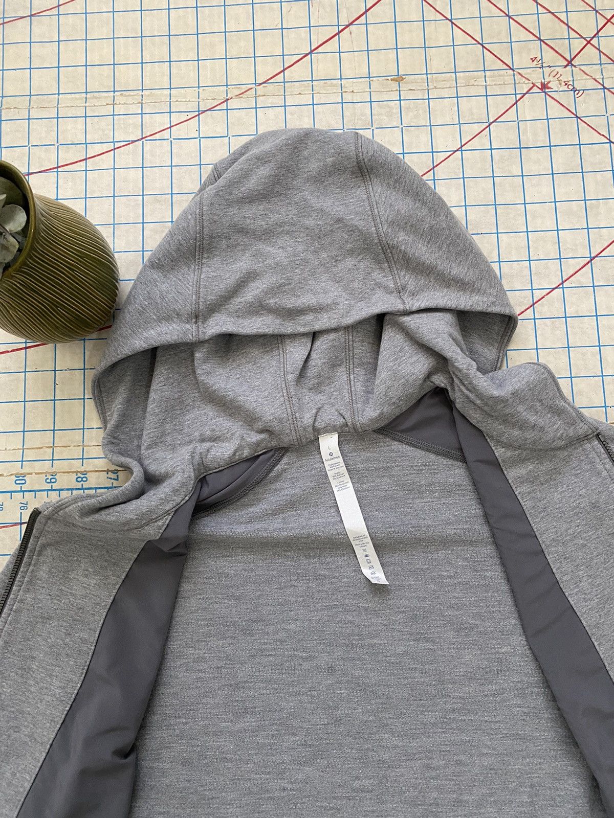 Lululemon Lululemon Athletic Full Zip Hoodie Large Grey Size US L / EU 52-54 / 3 - 9 Thumbnail
