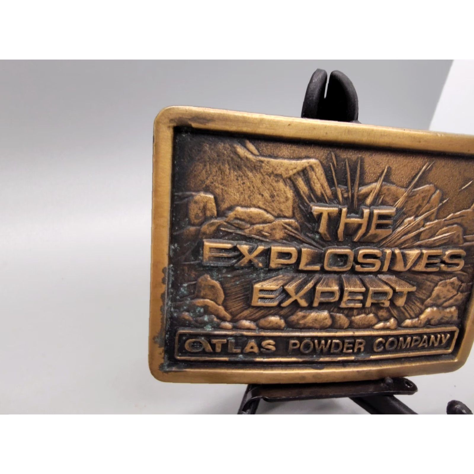 Vintage VINTAGE The Explosives Expert Atlas Powder Company Belt Buckle Brass 1980s 1990s Occupational Unisex Adult Size ONE SIZE - 3 Thumbnail