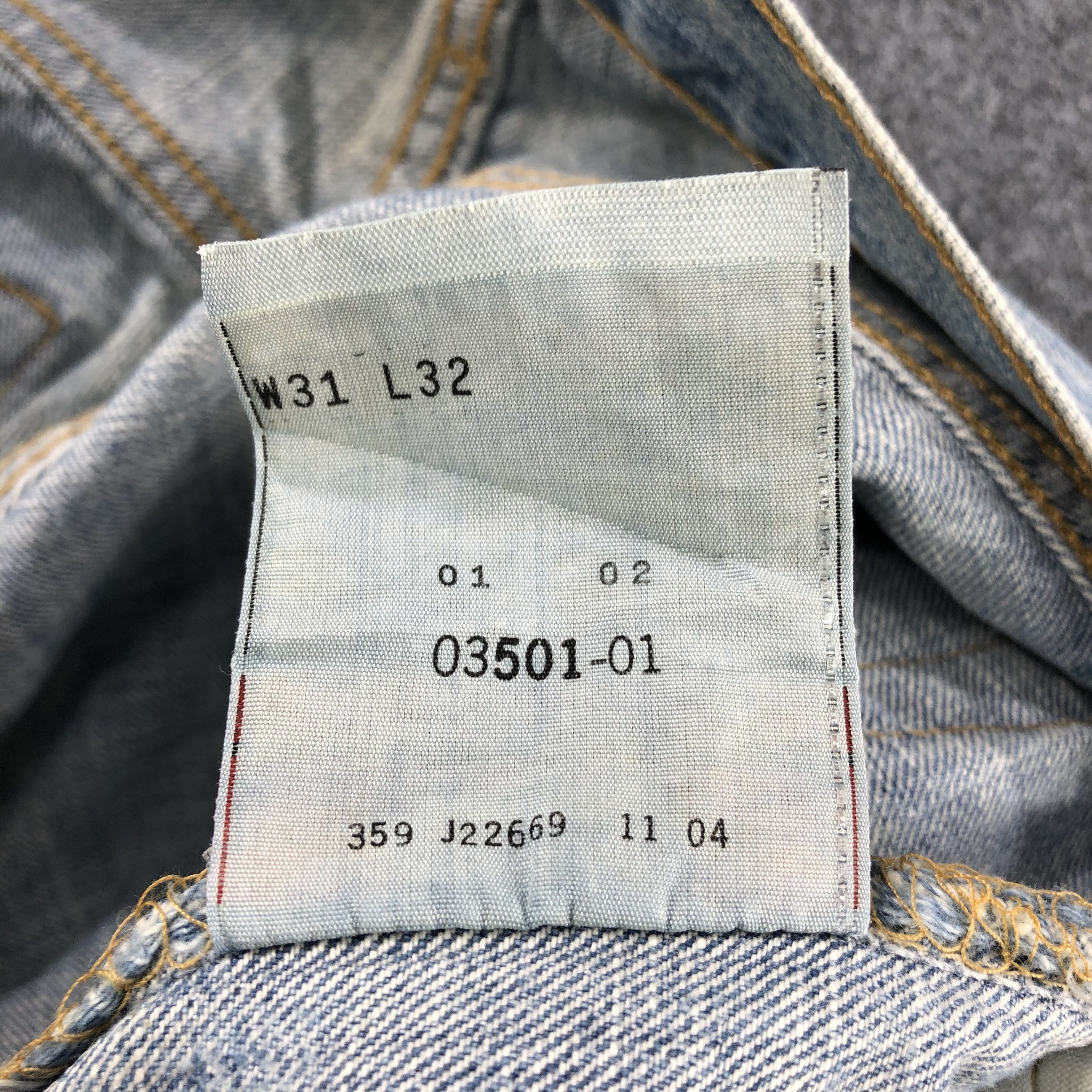 Levi's Vintage 90s Light Wash Levis 501 Jeans-JM1914 Size US 32 / EU 48 - 11 Thumbnail