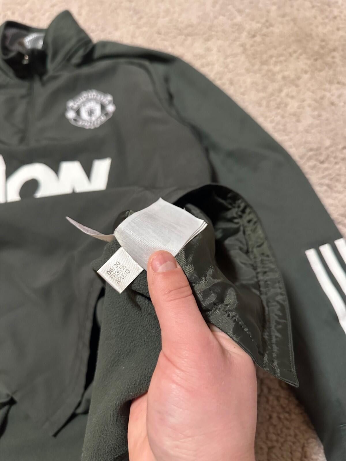 Adidas MANCHESTER UNITED ADIDAS 20/21 FOOTBALL SOCCER TRAINING Size US M / EU 48-50 / 2 - 6 Thumbnail