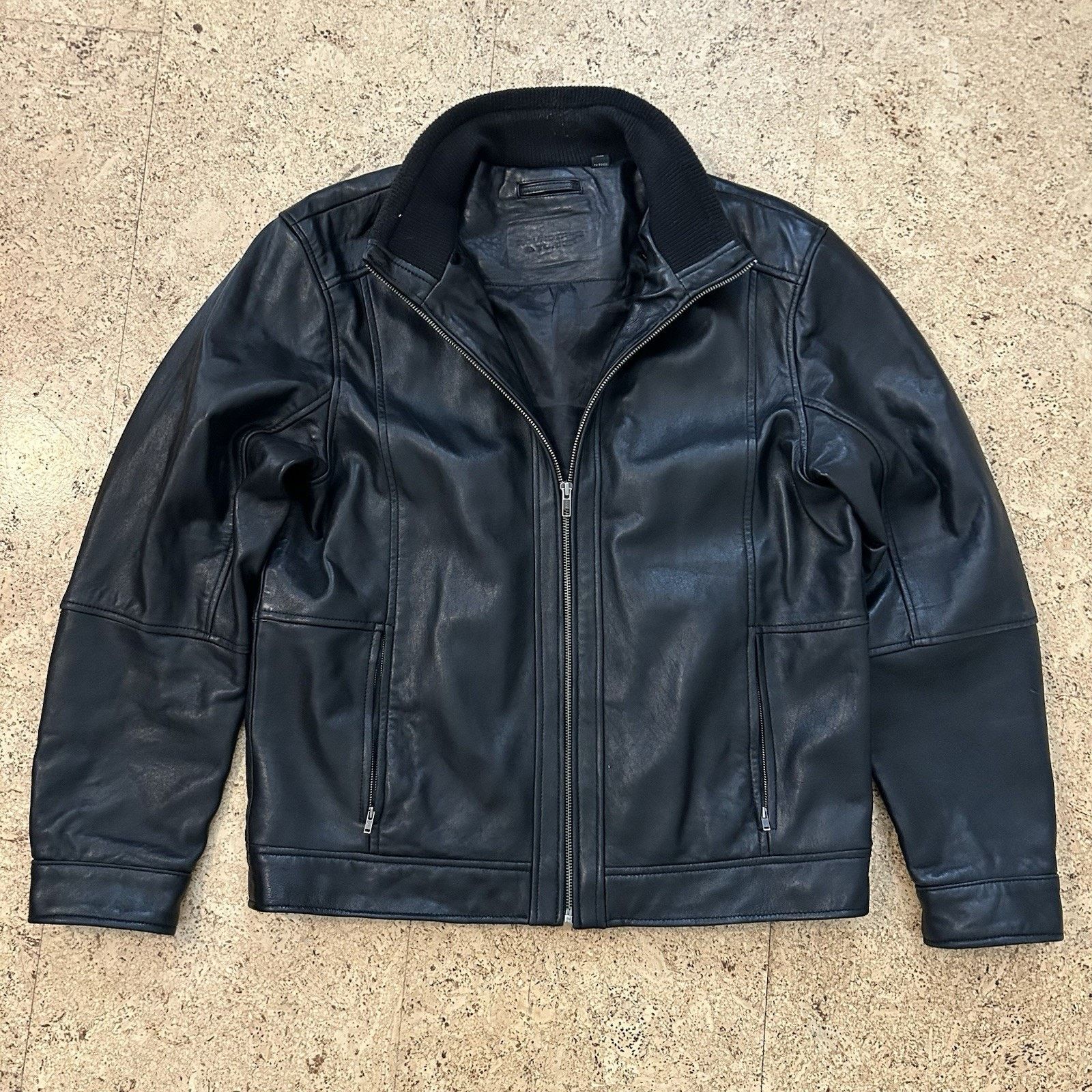 Roundtree & Yorke Lamb Skin Black Leather Motorcycle Moto Riding Jacket Medium Size US M / EU 48-50 / 2 - 1 Thumbnail