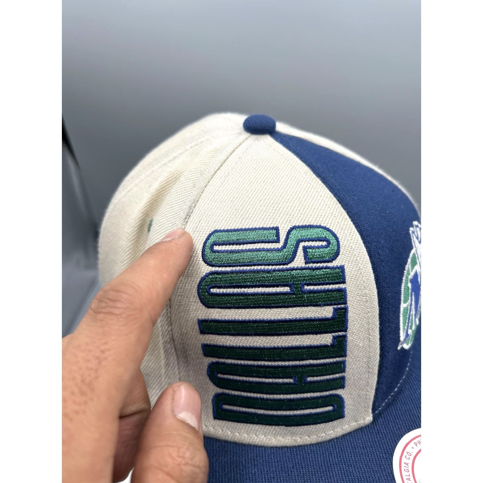 Mitchell & Ness Dallas Mavericks Hat Cap Snap Back Blue White NBA Mens Two Tone - Mitchell & Ness Nostalgia Co. Adjustable One Size Size ONE SIZE - 7 Thumbnail