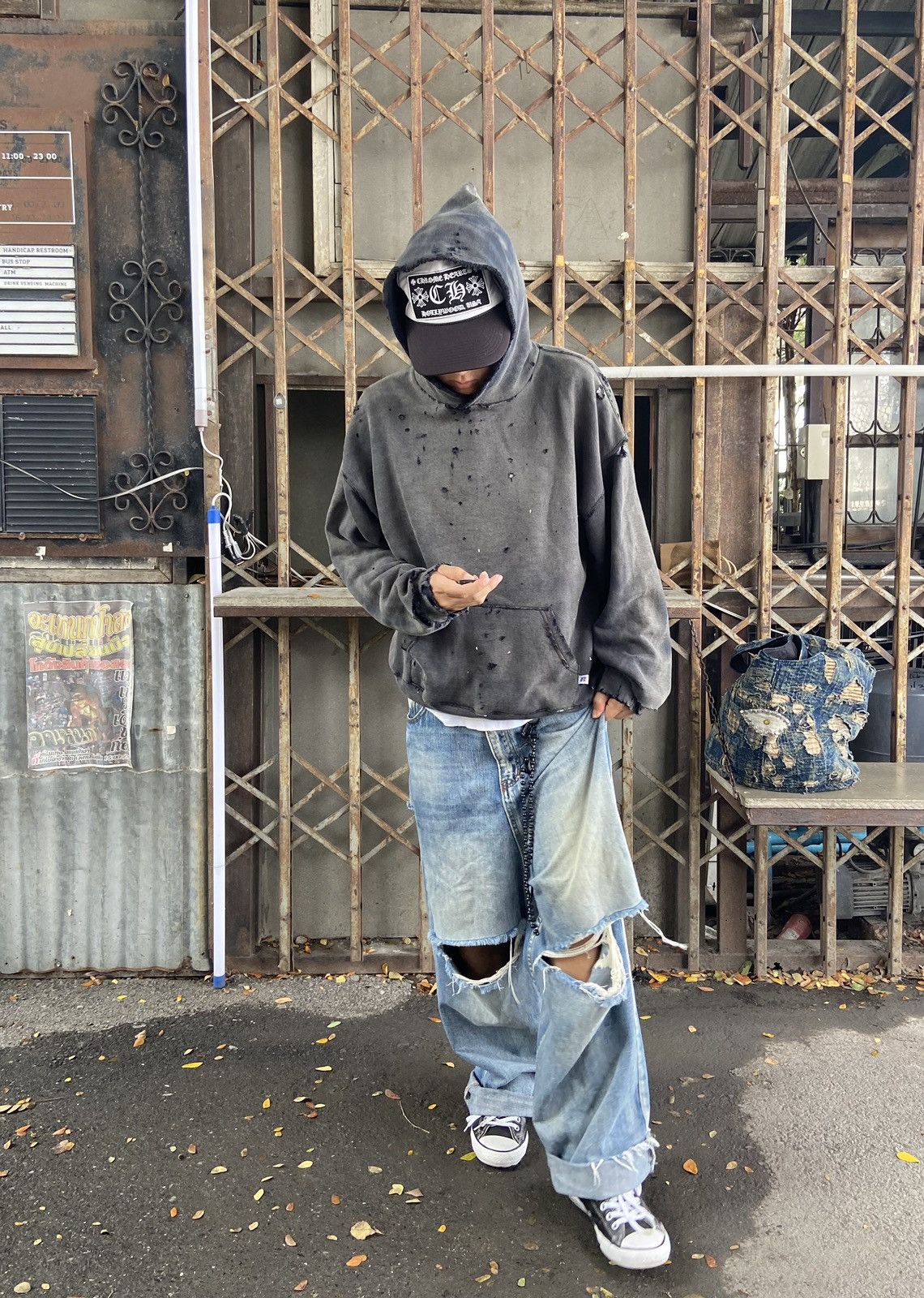 Russell Athletic Thrashed Distressed & Faded Russell Hoodie ERD Grunge Size US XL / EU 56 / 4 - 12 Thumbnail