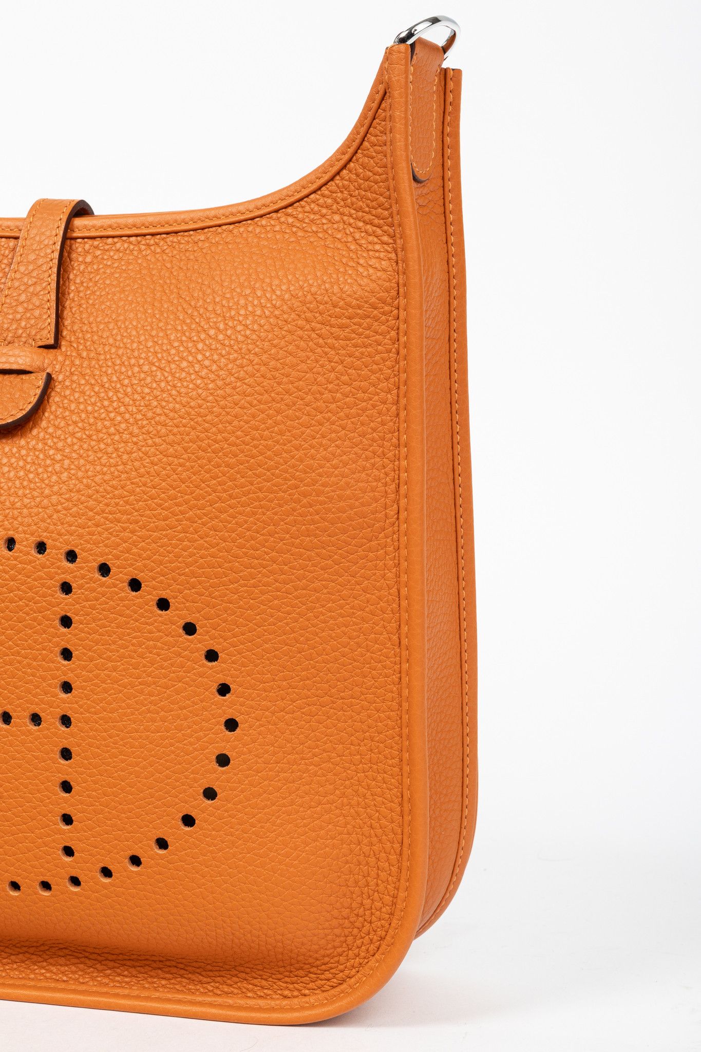 Hermes Hermes Evelyne III 29 Taurillon Clemence Leather Bag Size ONE SIZE - 8 Thumbnail