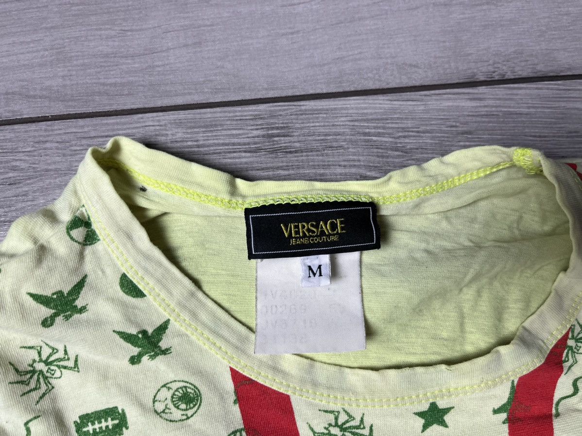 Versace Versace Tshirt printed size medium Size US M / EU 48-50 / 2 - 4 Thumbnail