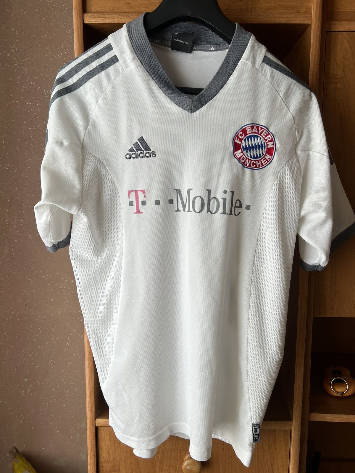 Vintage Bayern Munich Ze Roberto 2002 away Size US S / EU 44-46 / 1 - 1 Thumbnail