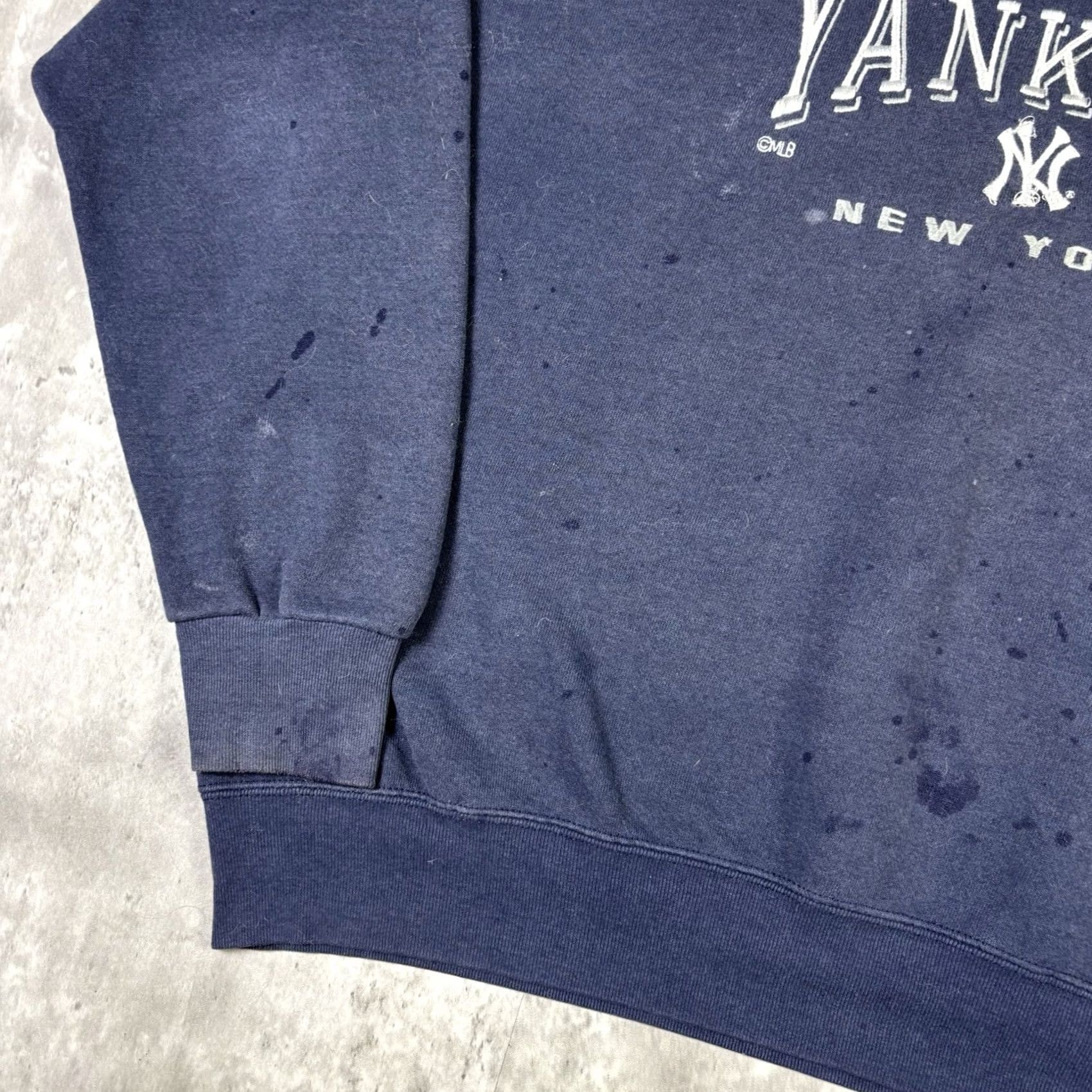 Lee VINTAGE New York Yankees Sweatshirt Embroidered Logo Crewneck L Blue 90s Sports MLB Mens Size US L / EU 52-54 / 3 - 6 Thumbnail