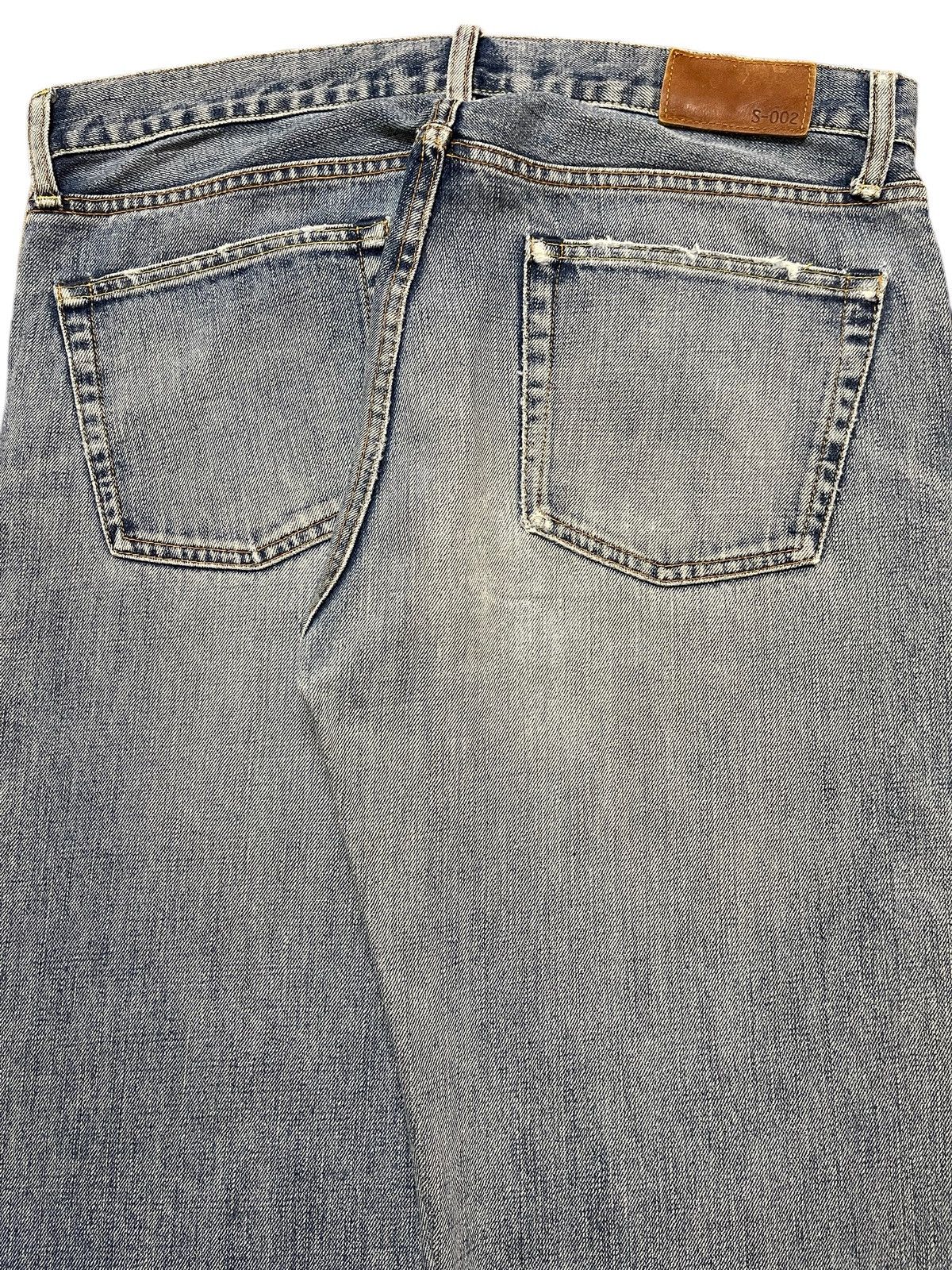 Uniqlo Vintage Japan Uniqlo Blue Faded Wash Whiskers Style Loose Size US 34 / EU 50 - 6 Thumbnail