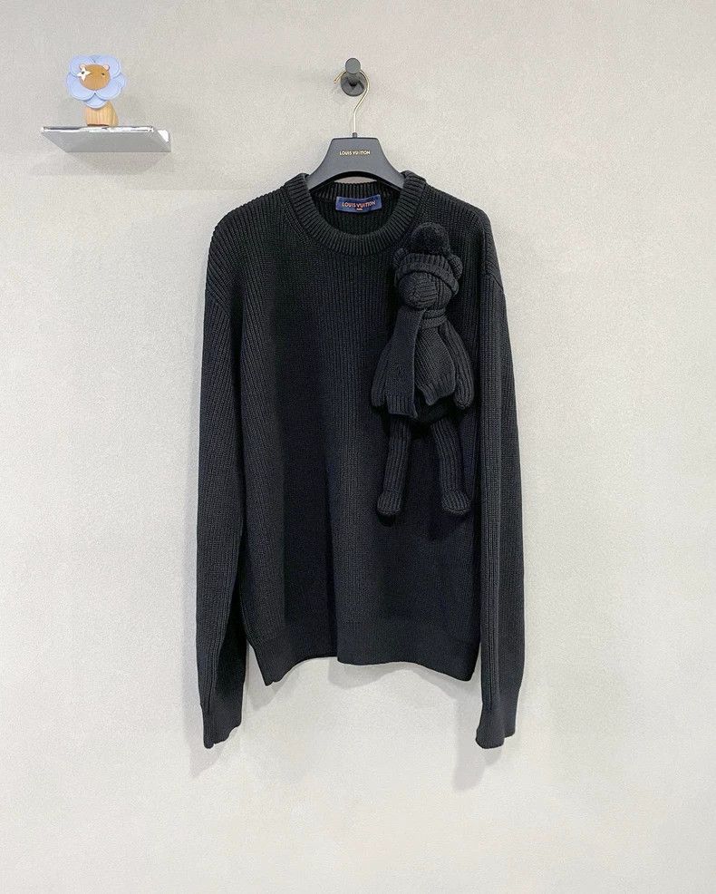 Louis Vuitton Louis Vuitton Black doll knit sweater Size US L / EU 52-54 / 3 - 1 Thumbnail