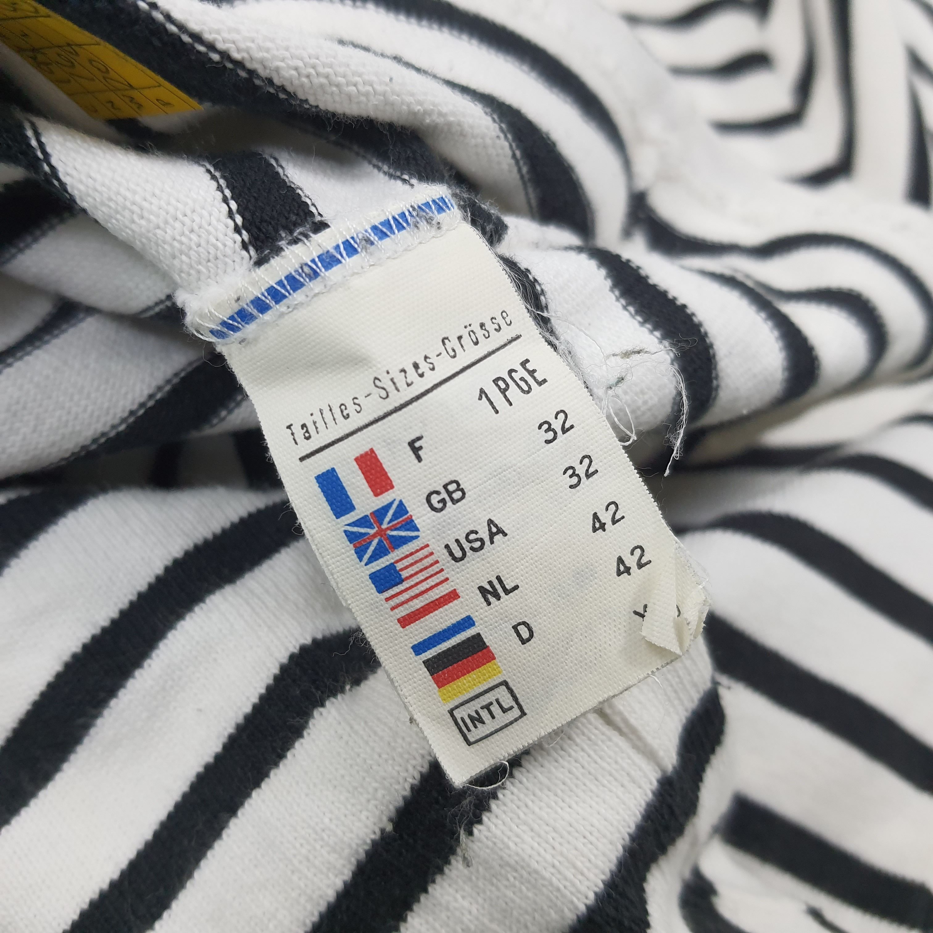 Saint James × Vintage Vintage Saint James Striped Designer Tshirt Size S / US 4 / IT 40 - 8 Thumbnail