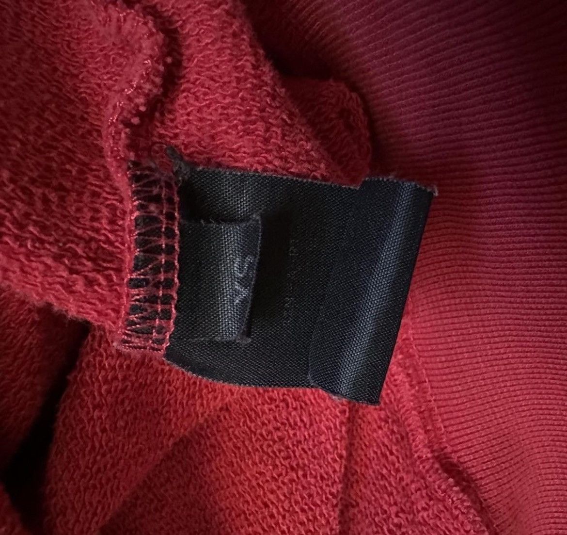 Vetements Vetements AW18 Free Hugs Zip Hoodie Red Size US XS / EU 42 / 0 - 6 Thumbnail