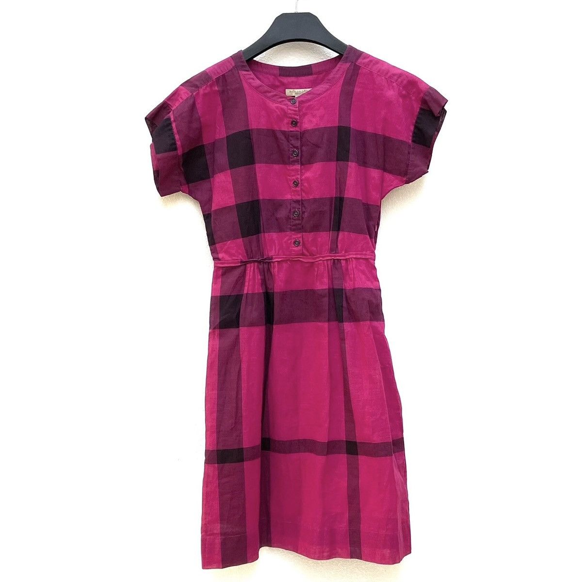 Burberry Burberry check-pattern shirt dress in fuschia and black Size XS / US 0-2 / IT 36-38 - 1 Thumbnail