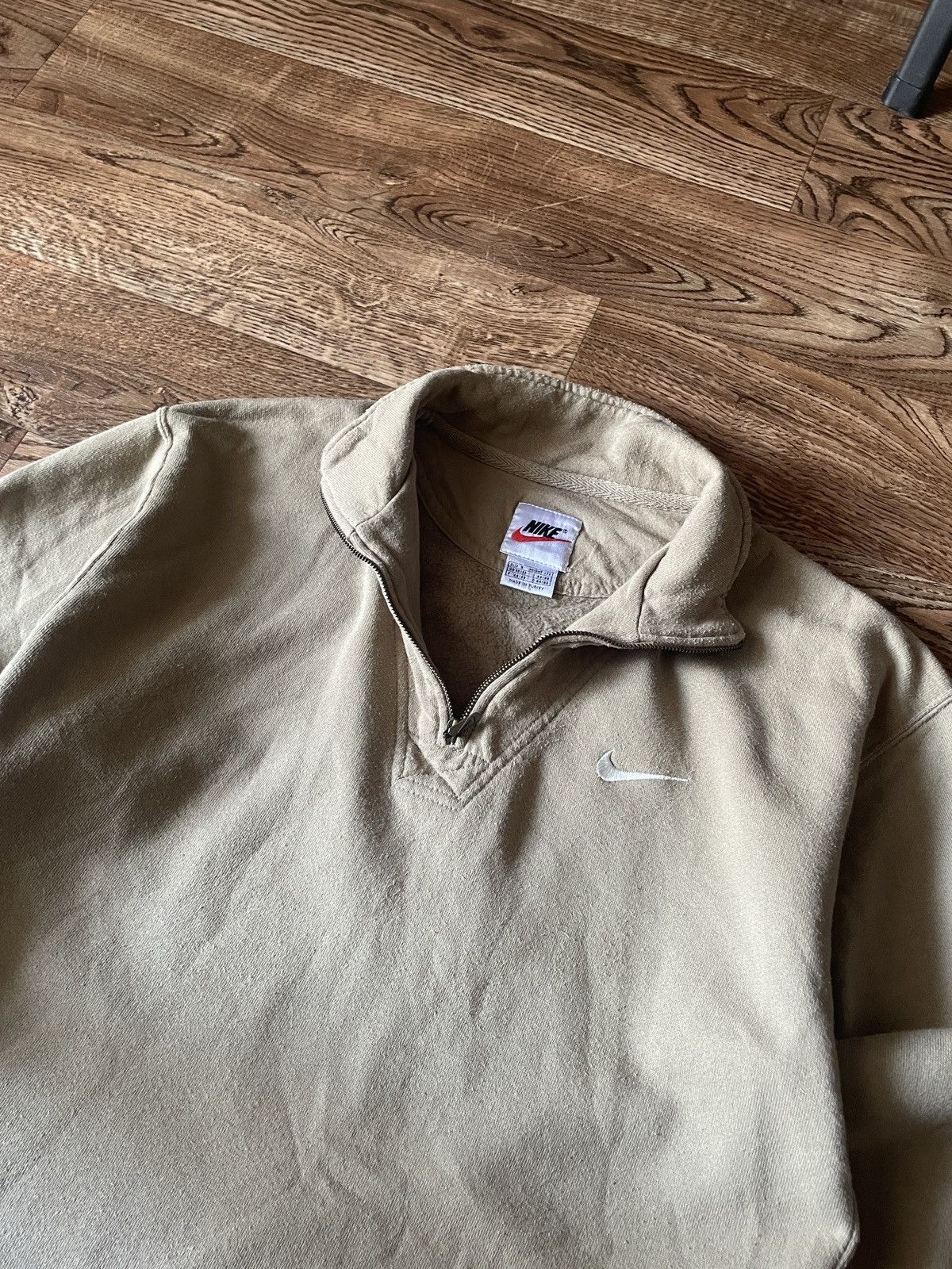 Nike Vintage Nike 1\4 Zip Small Logo Heavy Cotton Sweatshirt Size US S / EU 44-46 / 1 - 4 Thumbnail