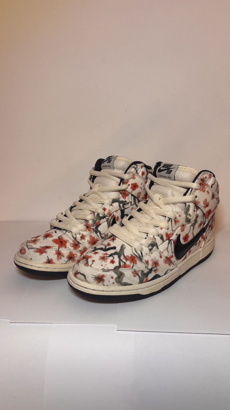 Nike SB Nike SB Dunk High Pro Cherry Blossom 305050-106 40.5EU 7.5US Size US 7.5 / EU 40-41 - 1 Thumbnail