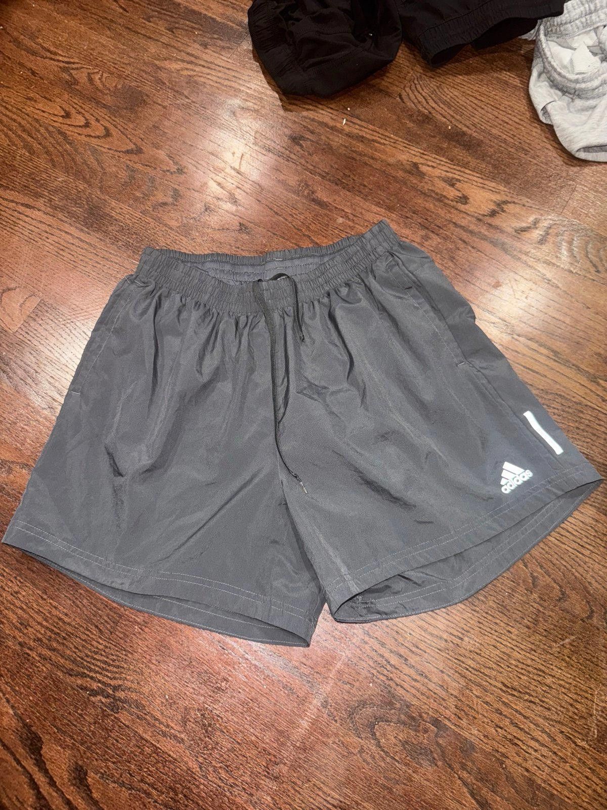 Adidas Adidas Running Shorts Shiny Stripes Silver Rare Sz XL 5” Size US 36 / EU 52 - 2 Thumbnail