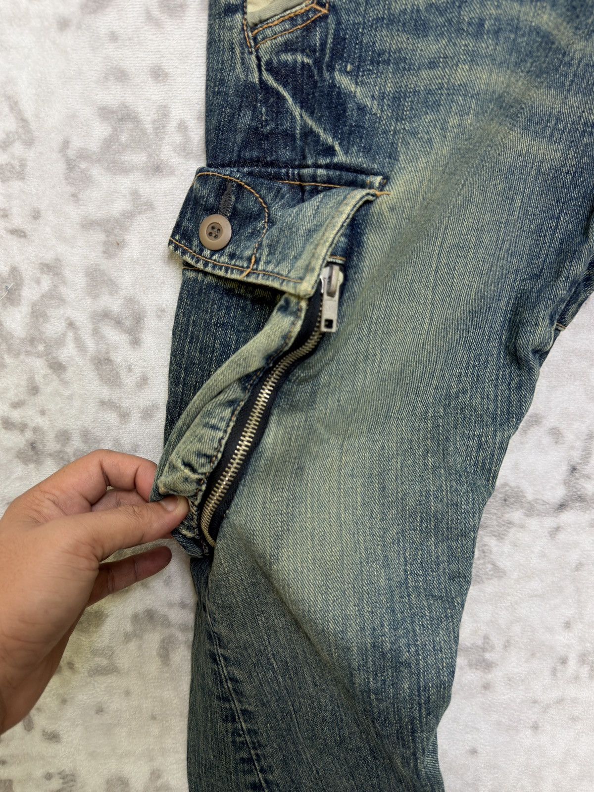 Le Grande Bleu (L.G.B.) TETTSUP Utility 3D Pocket Distressed Low Rise Skinny Cargo Size US 30 / EU 46 - 8 Thumbnail