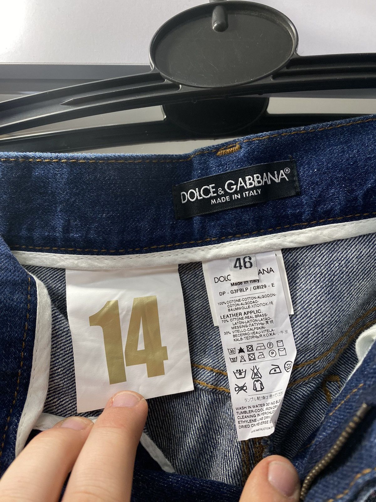 Dolce & Gabbana Dolce & Gabbana #14 Classic Destroyed Denim Jeans Size US 44 / EU 60 - 21 Thumbnail
